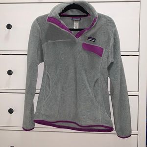 Rarely worn womens patagonia pullover! Grey and purple - size medium